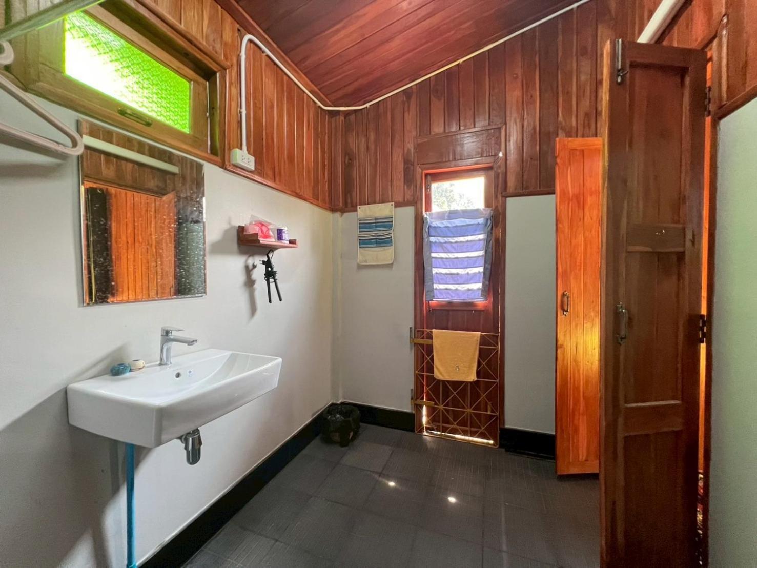 Homestay กิ่วลม - ชมลคอร Kiwlom - Chomlakorn, Lampang, Th *